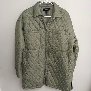 Forever 21 Oversized Olive Green Quilted Shirt Jacket Size S